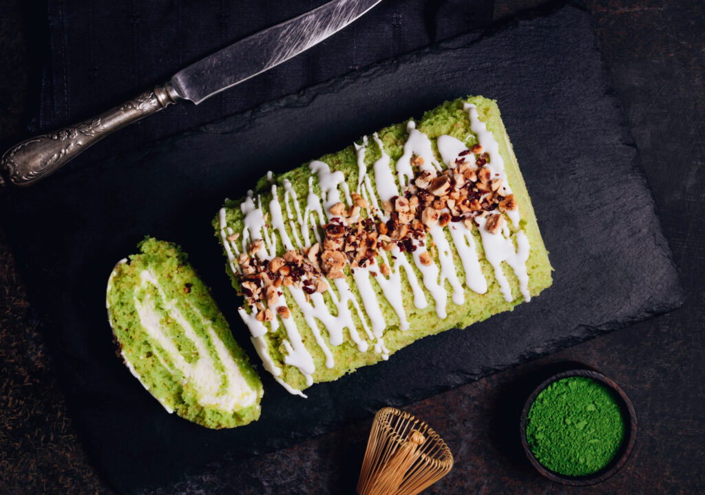 matcha white chocolate roll cake